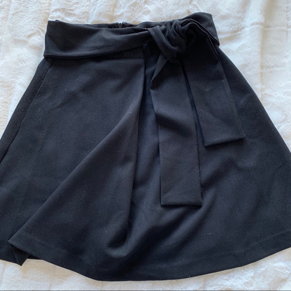 Allen Schwartz ABS Tie Skirt A Line Black Size 2